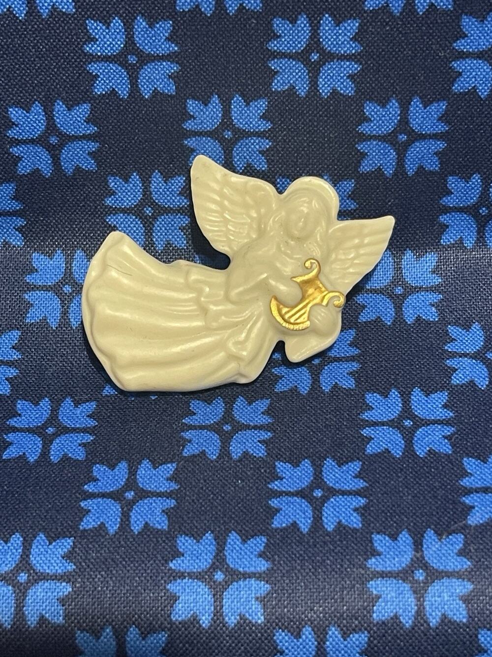 Vintage Lenox White Porcelain Angel Brooch Gold Harp